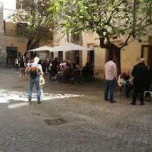 https://navona-casa-di-giulia.it-romehotels.com